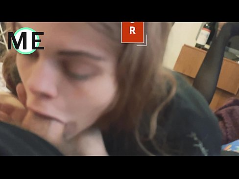 ❤️ Пишка в гърлото, скъсан чорапогащник и скъсани токчета ❌ Порно в bg.verhentai.ru ️